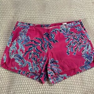 Cute tropical Lilly Pulitzer shorts